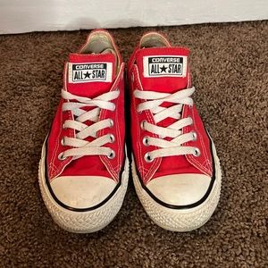 Red Converse All-Star Low tops, women’s size 7 (men’s 5)